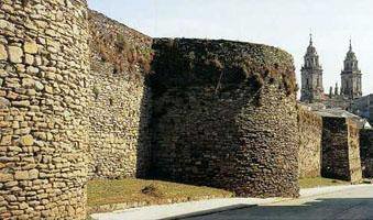 Vista parcial de la muralla de Lugo. (Foto: Archivo)
