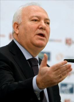 El ministro de Asuntos Exteriores y de Cooperación, Miguel Angel Moratinos. (Foto: J.M. Espinosa)