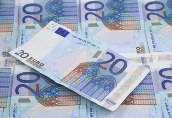 Los billetes de 20 euros son los más falsificados.