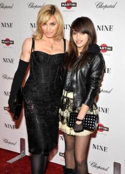 La cantante Madonna, con su hija Lourdes.