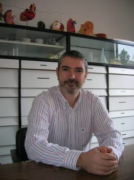 Juanjo Lamelas, profesor del CEIP celanovés. (Foto: LR)