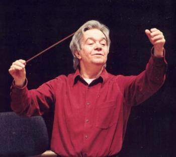 El director de la Real Filharmonía de Galicia, Antoni Ros Marba. (Foto: Archivo)