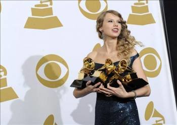 La cantante Taylor Swift, con todos sus Grammy. (Foto: Paul Buck)