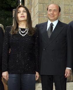Veronica Lario y Silvio Berlusconi. (Foto: Archivo)