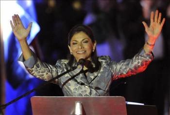 Laura Chinchilla, tras proclamarse primera presidenta de Costa Rica. (Foto: Alejandro Bolívar)