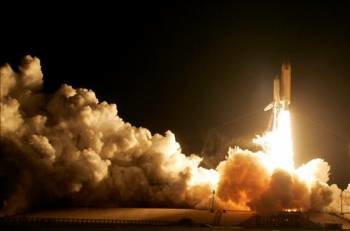 Momento del lanzamiento del transbordador espacial 'Endeavour'. (Foto: Justine Dernier)