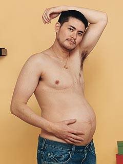 Thomas Beatie, durante su primer embarazo. (Foto: Archivo)