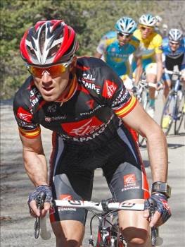 El ciclista español Alejandro Valverde tomada en la París-Niza. (Foto: GUILLAUME HORCAJUELO)