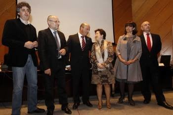 Pérez Bouza, Francisco Rodríguez, José Manuel Baltar, Pilar Farjas, Ascención Pérez y Máximo Jurado. (Foto: XESÚS FARIÑAS)