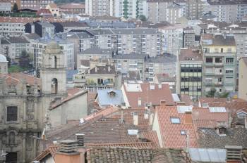 Vista genérica de la ciudad de Ourense. (Foto: MARTIÑO PINAL)