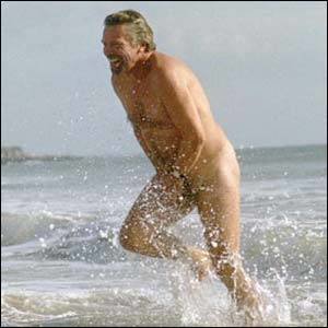  El fundador del grupo Virgin, Richard Branson, disfruta de las aguas salvajes.