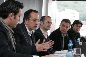Roberto Pascual, Anxo Lorenzo, Jesús Vázquez, Blanco e Collarte, na presentación. (Foto: MARCOS ATRIO)