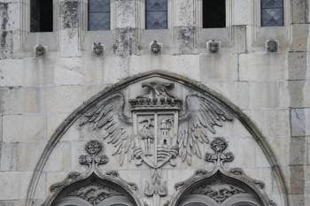 Escudo en el palacte de Santo Angel. (Foto: M.A.)
