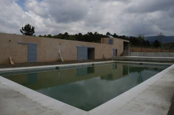 Aspecto de las nuevas piscinas de Castrelo do Val. (Foto: Martiño Pinal)