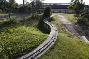 imagen actual del circuito de minitrenes del Parque dos Carrileiros. (Foto: Xesus Fariñas)