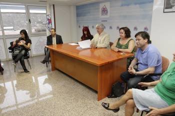 Reunión del consello local del BNG presidido por Xosé Carballido.