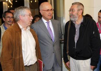 Toxo, Durán i Lleida y Mendez, en la reunión que mantuvieron en el Congreso. (Foto: Zipi)