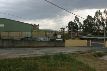 El plan contempla la transfornación del polideportivo ubicado al lado de la feria en un centro lúdico termal. (Foto: José Paz)