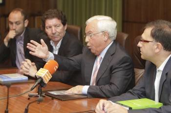 Fernández, Rojo, José Luis Baltar y Cacela en su visita a Ourense.