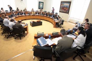 Reunión de la Diputación permanente de la Cámara.