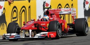 Fernando Alonso celebra la segunda posición en el GP de Hungría. (Foto: Tiborylles)