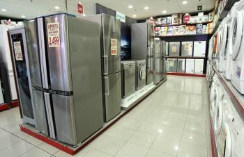 Frigoríficos, lavadoras, lavavajillas y congeladores en una tienda de electrodomésticos. (Foto: Archivo)