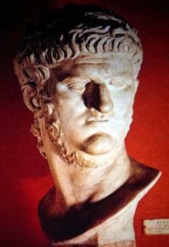 Nerón fue un emperador cruel e inhumano en una decadente Roma