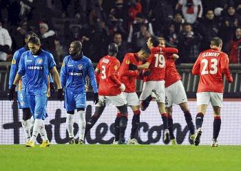 Varios jugadores del PSG celebran uno de sus goles. (Foto: A. Cuchetti)