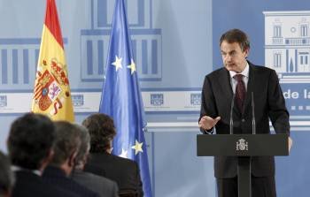 Intervención del presidente del Gobierno, José Luis Rodríguez Zapatero. (Foto: ARCHIVO)