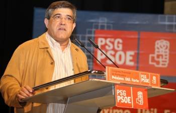 Modesto Pose, en el congreso provincial del PSOE pontevedrés, en 2009. (Foto: ARCHIVO)