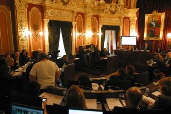La Corporación municipal, durante la sesión plenaria. (Foto: JOSÉ PAZ)