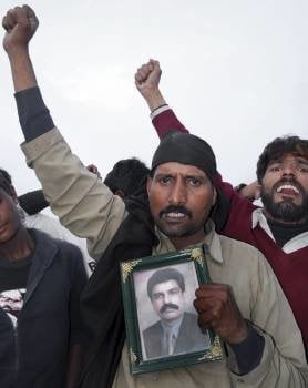 Seguidores de Bhatti protestan tras conocer su asesinato. (Foto: ILYAS SHEIKH)