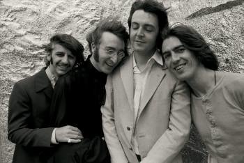  Imagen de los Beatles cedida por la editorial La Fábrica y realizada por Don McCullin en el verano de 1968.