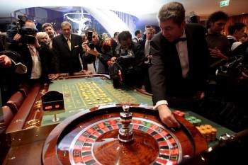El juego privado tradicional factura al año unos 30.000 millones. (Foto: ARCHIVO)