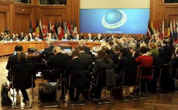 Reunión de los ministros de Asuntos Exteriores de la OTAN en Berlín. (Foto: MAURIZIO GAMBARINI)