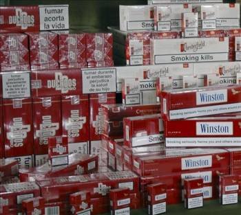 Imagen de archivo de una incautación de tabaco de contrabando. (Foto: EFE)