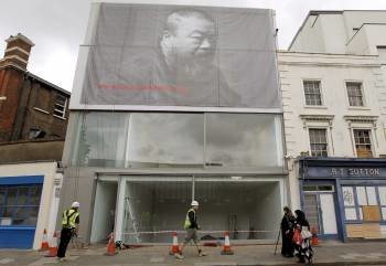 Un retrato de Weiwei en una de sus exposiciones en Londres. (Foto: KERIM OKTEN)