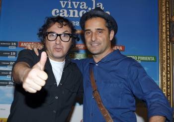 Max Capote (izda) y Jorge Drexler, dos de los artistas latinoamericanos que participarán en el Festival Viva la Canción. 