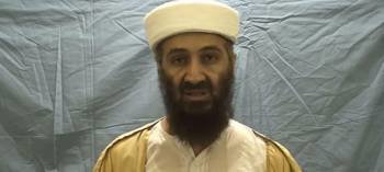 Osama Bin Laden en uno de los vídeos publicados por el Departamento de Defensa estadounidense. (Foto: EFE)