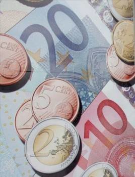 El Tesoro Público adjudicó hoy 2.298,88 millones de euros en letras a tres y seis meses. (Foto: EFE)