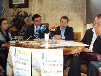 Pilar Caride, Argimiro Marnotes, Manuel Dacal y Antonio Losada, en la presentación. (Foto: LR)