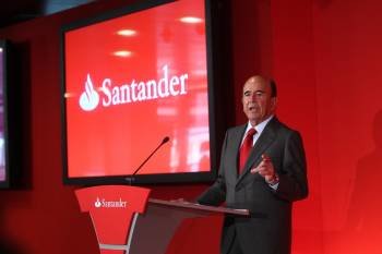 Emilio Botín, presidente del Santander, en un acto público. (Foto: ARCHIVO)