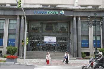 NCG Banco tendrá su sede operativa en Vigo (foto) y la social e institucional en Coruña, igual que la matriz, Novacaixagalicia. El banco está previsto que empiece a funcionar en septiembre. Foto: J.V Landín