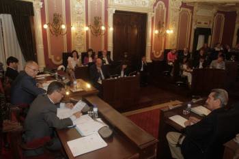 La corporación municipal, en la sesión extraordinaria del pasado día 21 de junio. (Foto: MIGUEL ÁNGEL-)