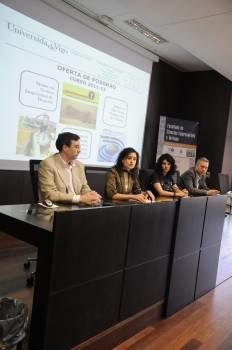 Barajas, Rodríguez, Alén y Fraiz, en la presentación. (Foto: MARTIÑO PINAL)
