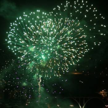 Fuegos artificiales en las fiestas de Ourense 2011