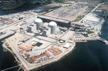 Imagen aérea de la central nuclear de Almaraz (Foto: EFE)