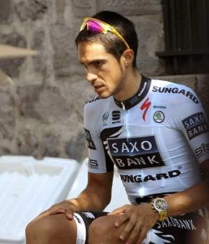 Alberto contador, ayer durante la primera jornada de descanso en el Tour de Francia (Foto: TONI ALBIR)