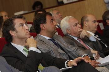 Alberto Núñez Feijóo, Javier Guerra, José Luis Baltar y Manuel Baltar Blanco, en la presentación del Programa de Competitividad. (Foto: MIGUEL ÁNGEL)