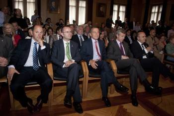 Louzán, Vázquez, Hernández, Rueda y Baltar, en la constitución de la Diputación de Ourense. (Foto: ARCHIVO)
